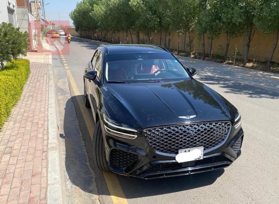 جێنسس GV70
